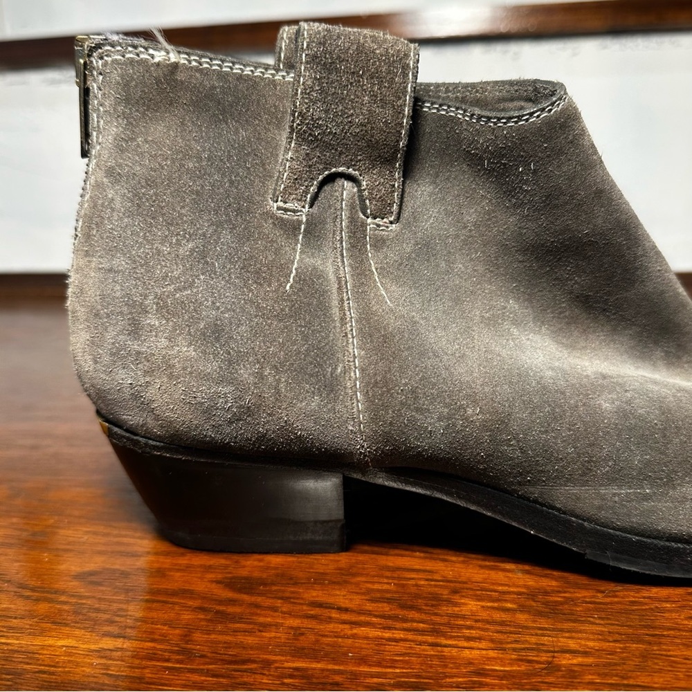 Burberry Grey Suede Zip-Back Ankle Booties Size 40 GUC - Picture 8 of 12